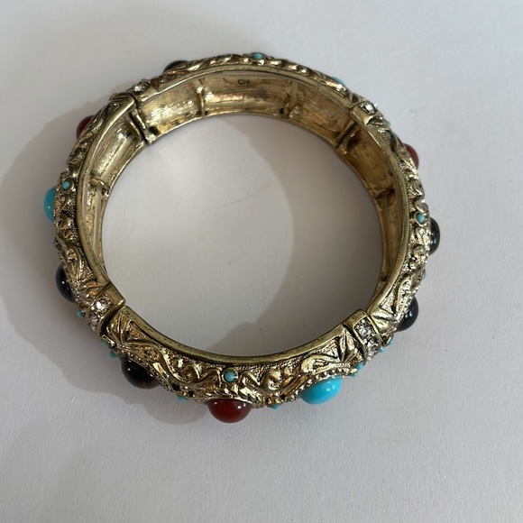 Graziano CN Stretch Bracelet Gold Tone With Faux Turquoise with Simulated Beads - Picture 6 of 9